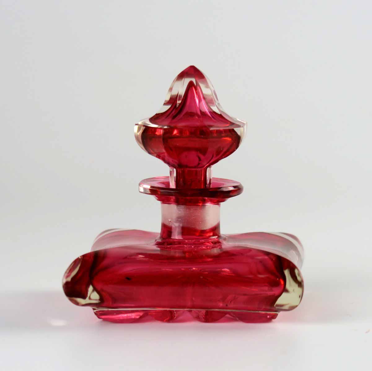 Biedermeierový flakon