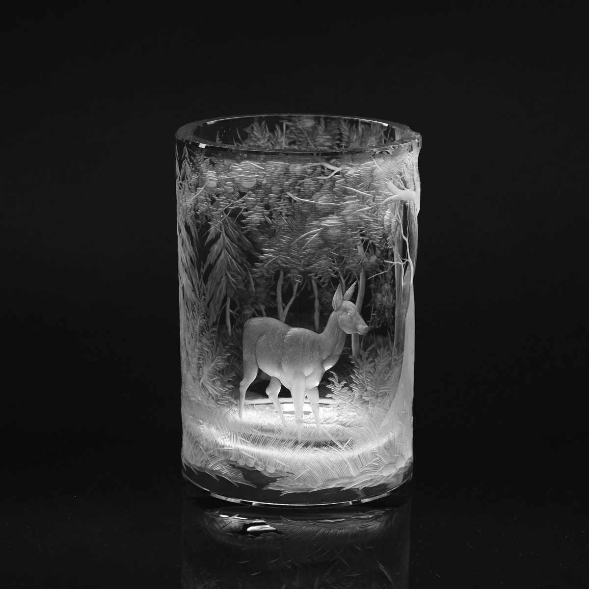 Váza s rytinou, Moser