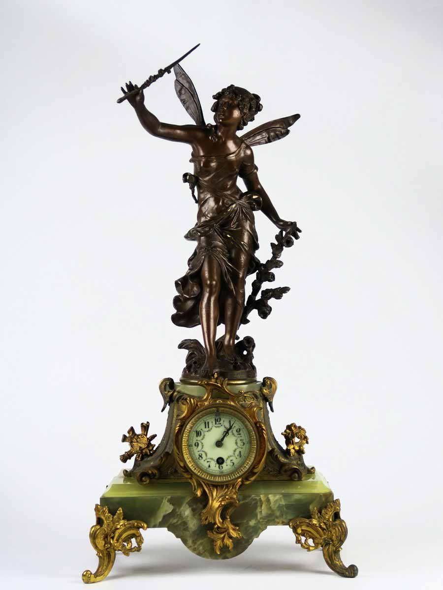 Krbové figurální hodiny