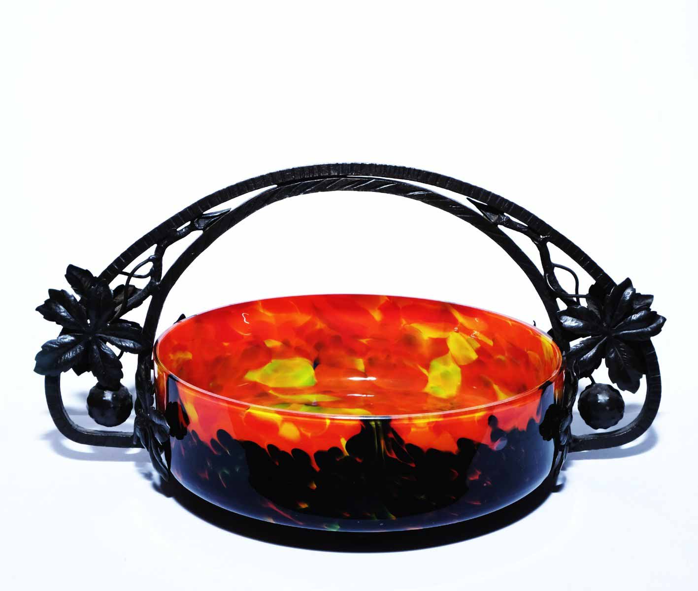 Žardiniéra v kovové montáži