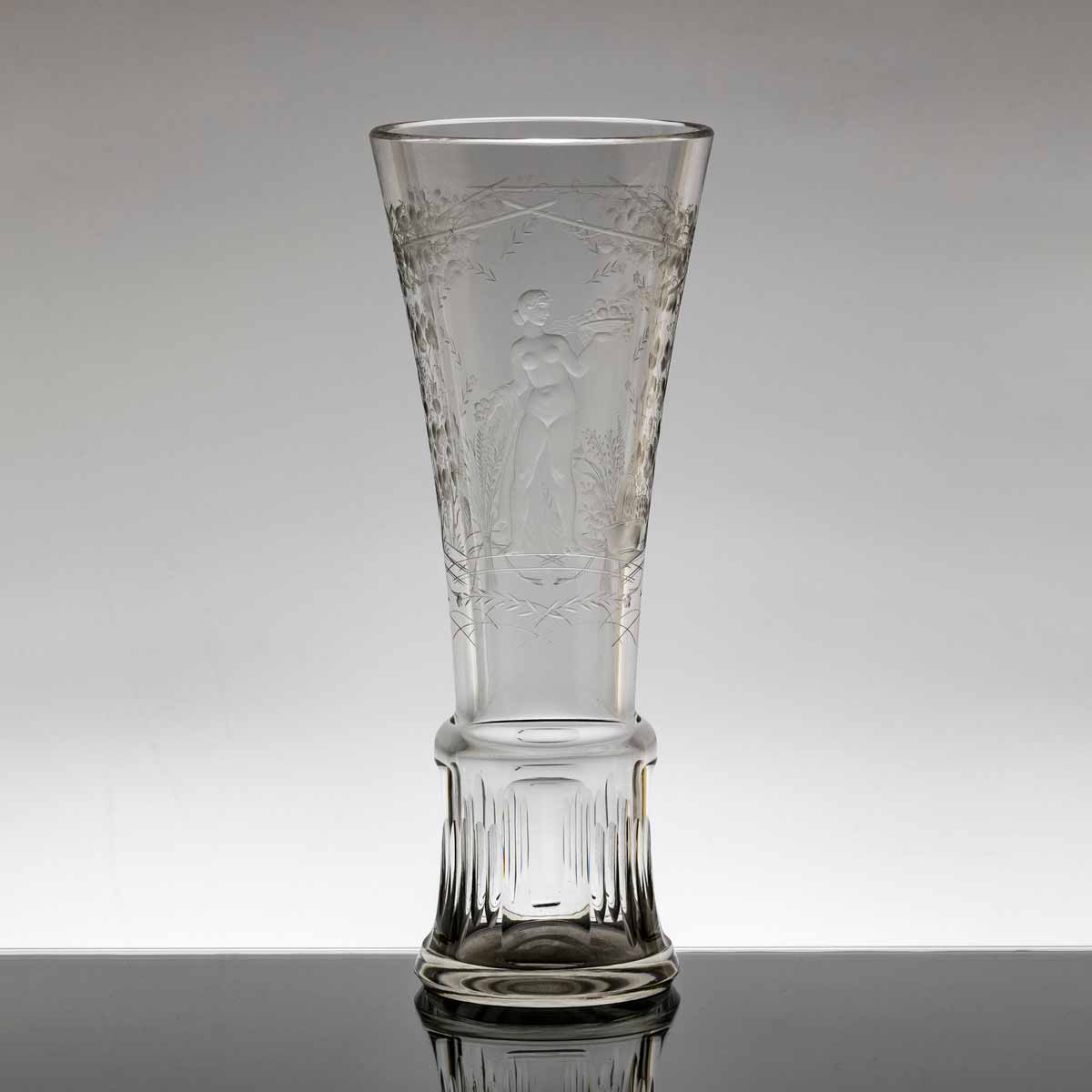 Josef Drahoňovský (1877 - 1938) | Váza s motivem ženského aktu