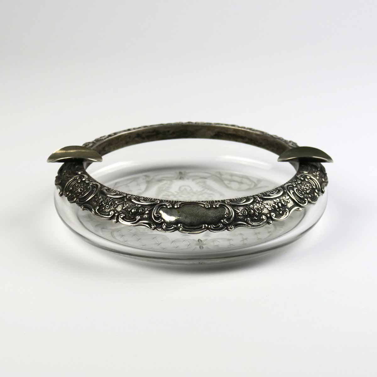 Popelník na dva doutníky se stříbrnou montáží