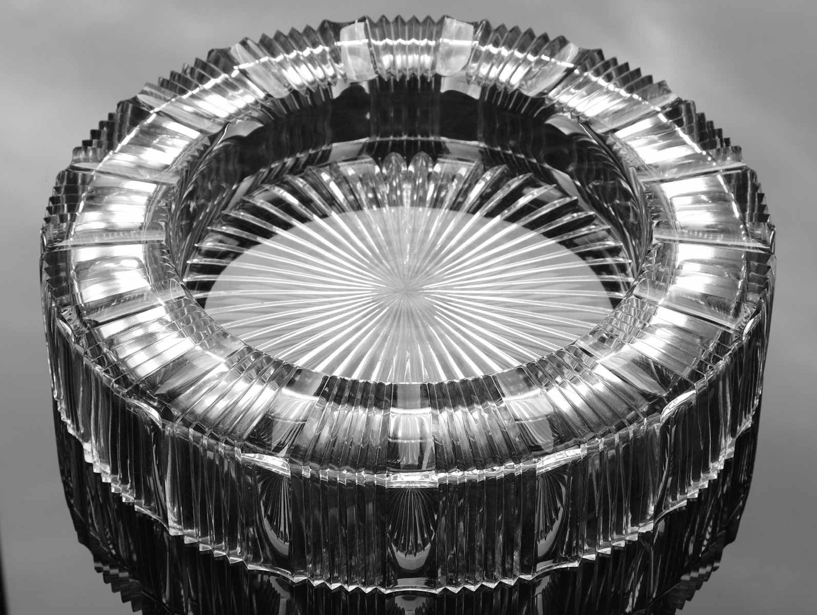 Ludvika Smrčková (1903 - 1991) - Broušená mísa