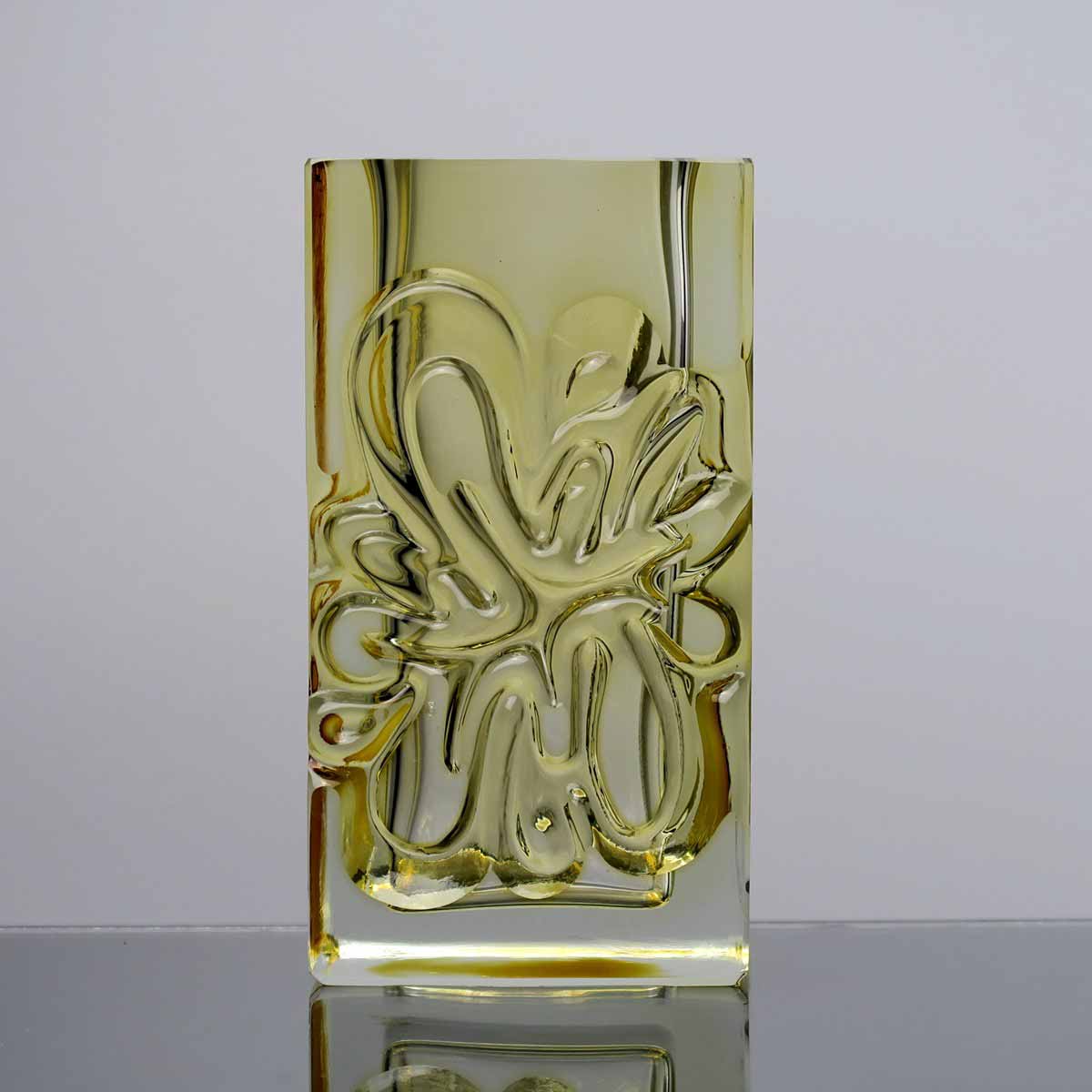 Ladislav Oliva (1933) - Váza