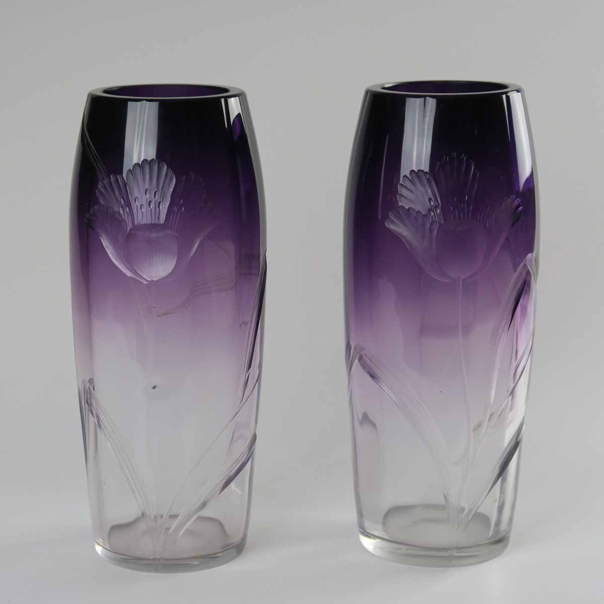 Pár secesních váz s motivy tulipánů, Moser