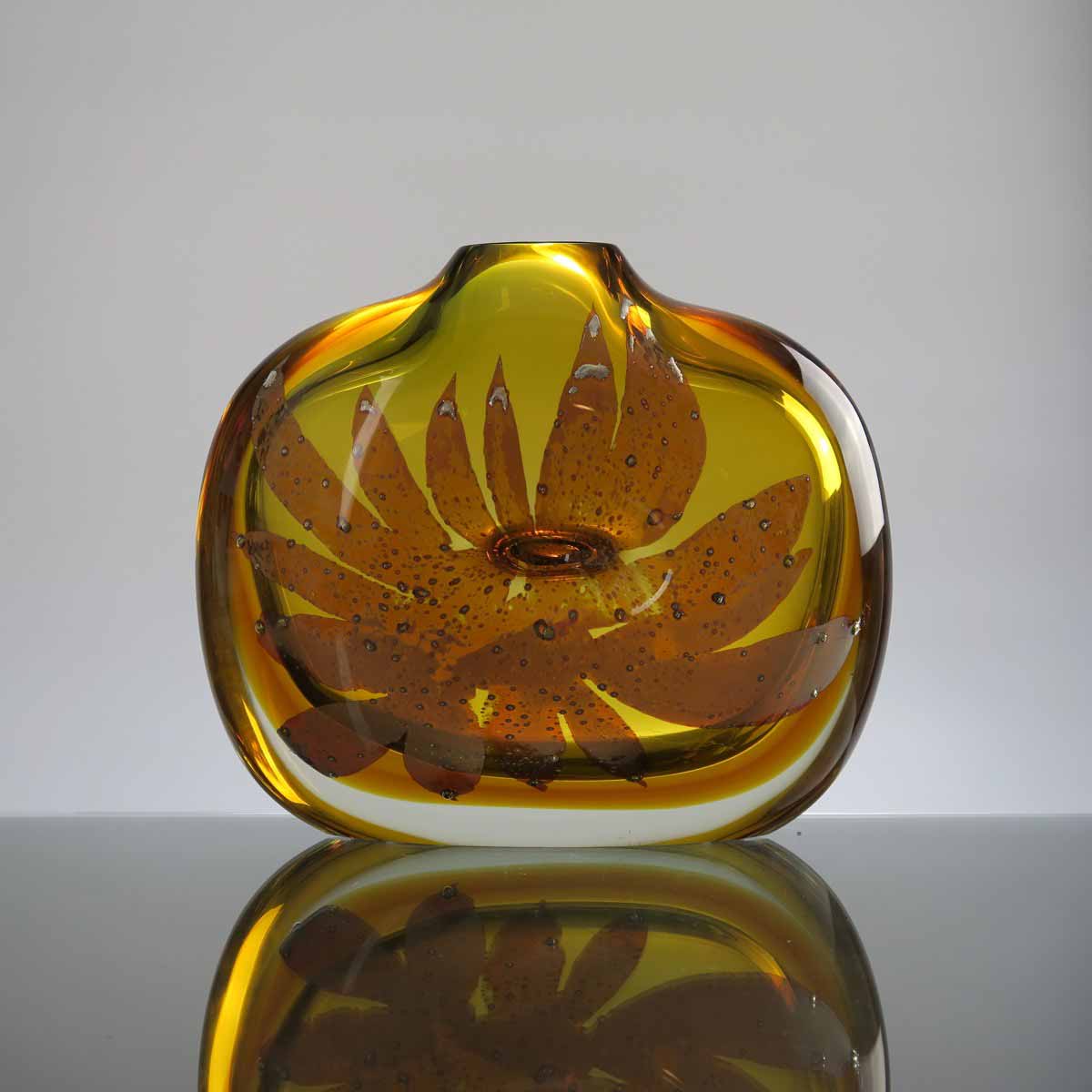 Pavel Hlava (1924 - 2003) - Váza Květ