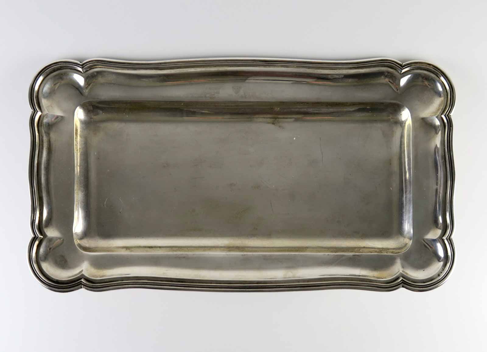 Stříbrný tác na chlebíčky