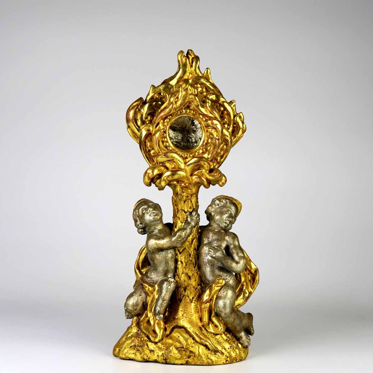 Barokní stojánek na hodinky