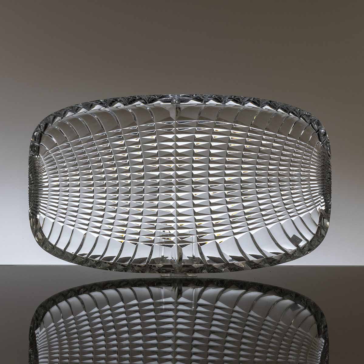 Ladislav Oliva (1933) - Podnos