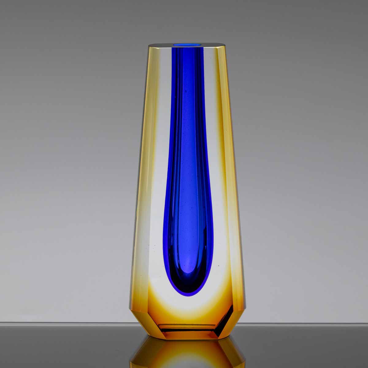 Pavel Hlava (1924 - 2003) - Váza na jeden květ