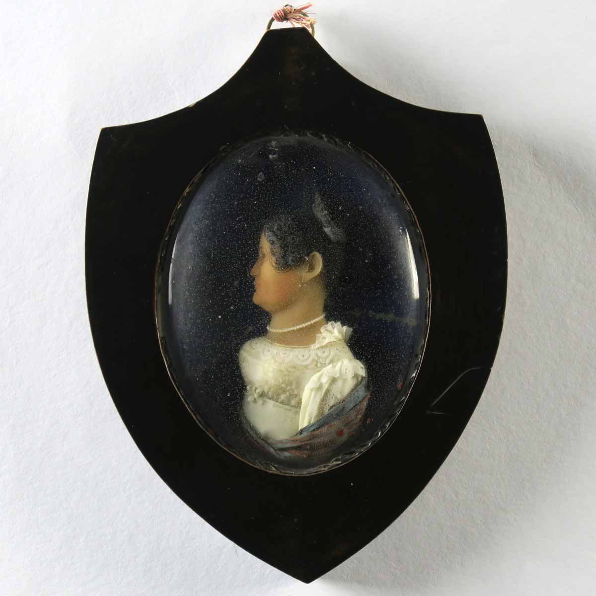 Biedermeierový portrét ženy - ceroplastika