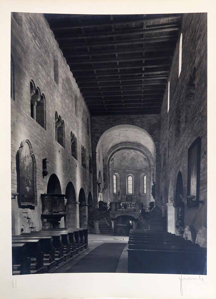 Jaromír Funke (1896 - 1945) - Interiér baziliky sv. Jiří na Pražském hradě