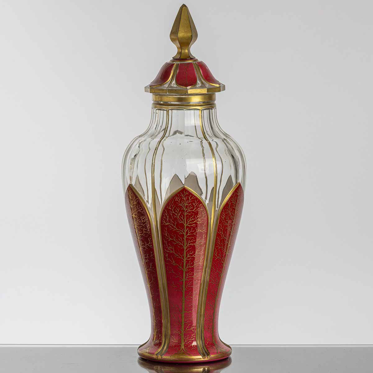 Váza s víkem - Harrachov