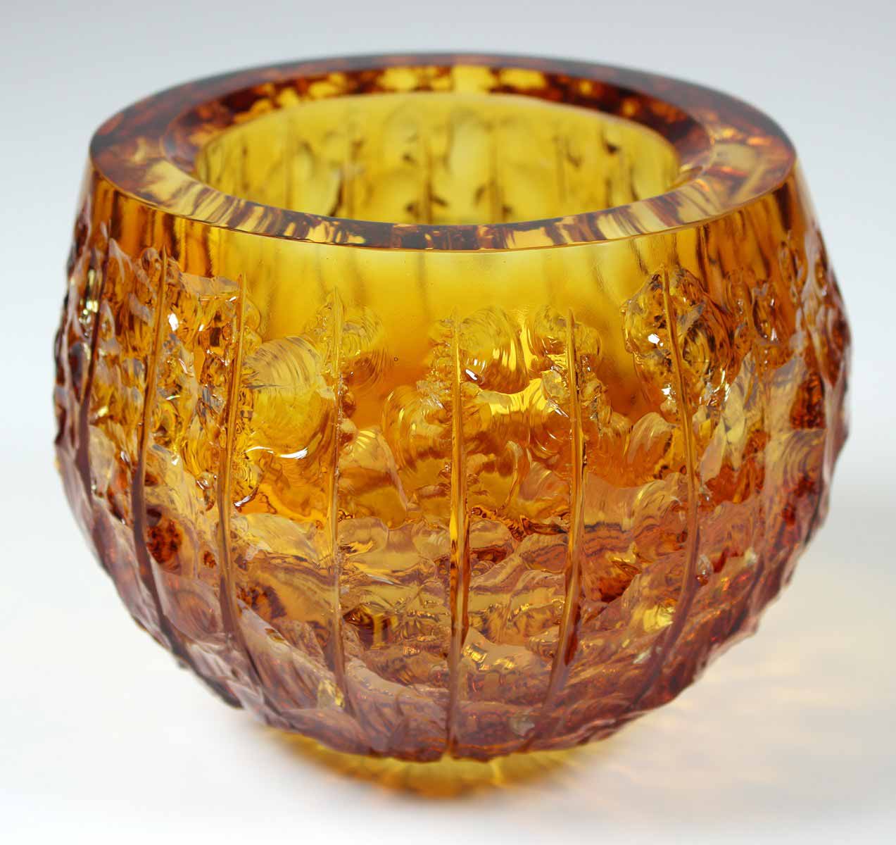 Vladimir Klein (1950) - Masivní miska