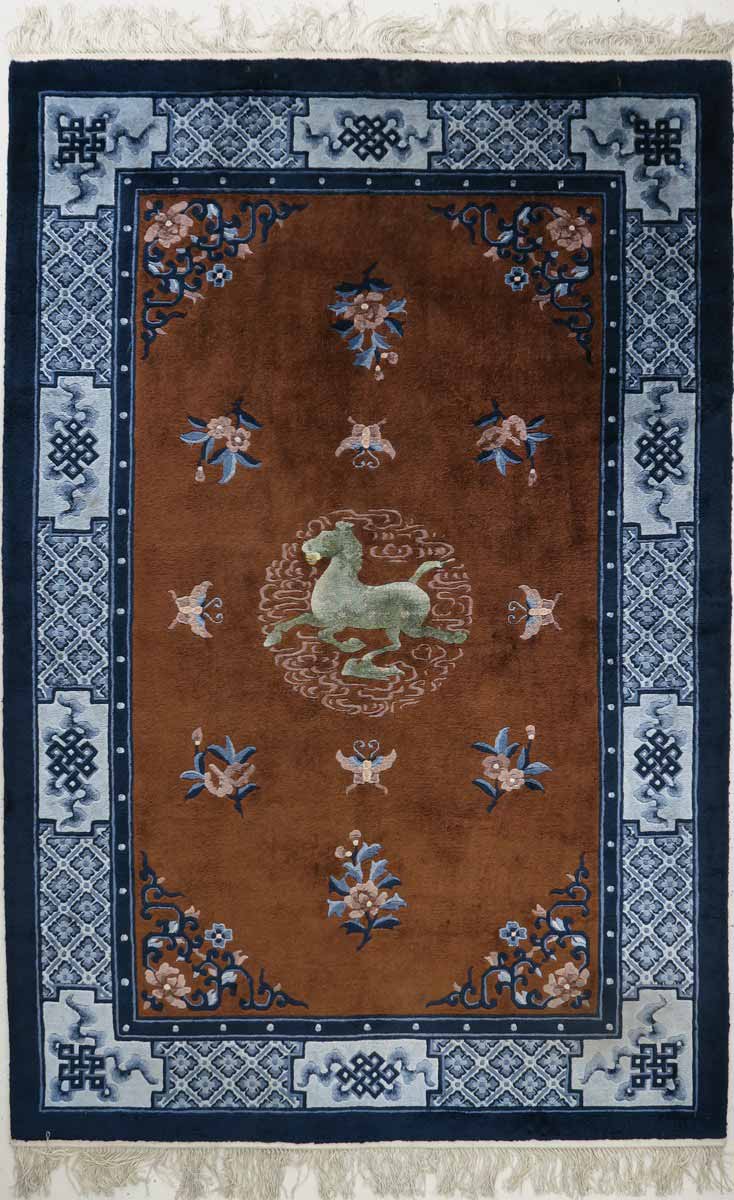 Čínský koberec s motivem koně