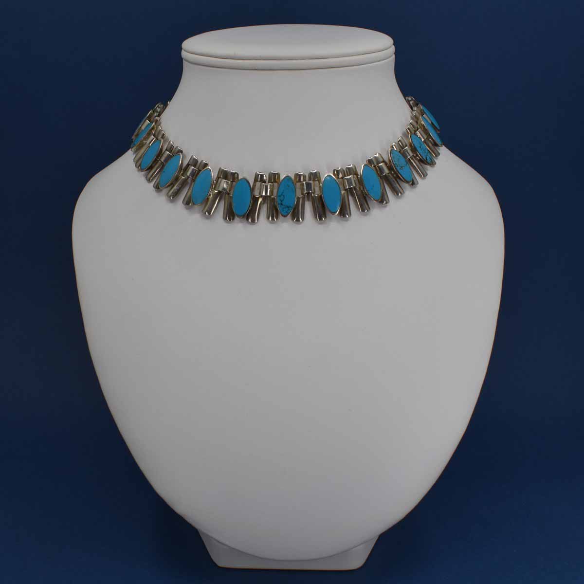 Stříbrný náhrdelník