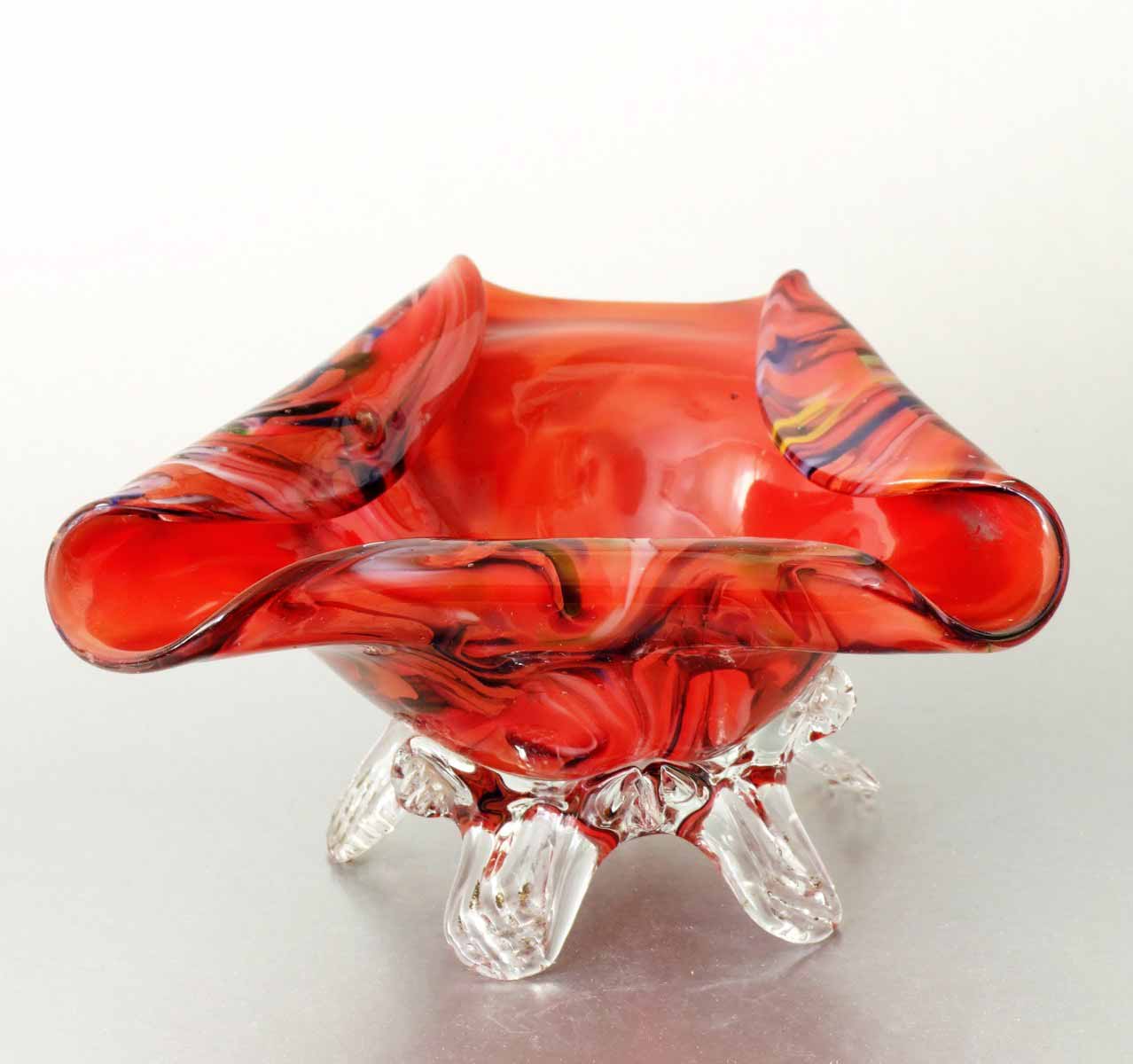 Miska ve stylu art deco