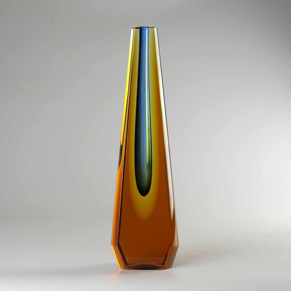 Pavel Hlava - Váza na jeden květ