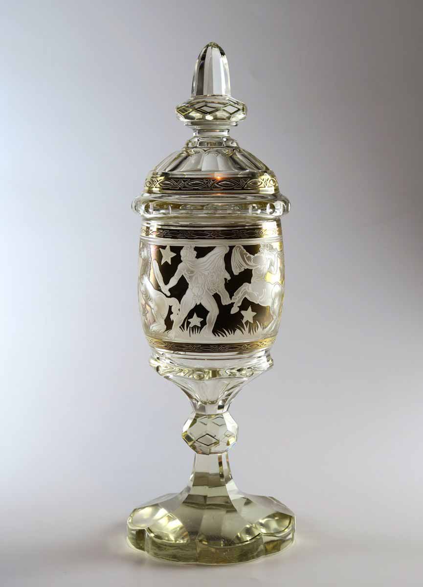 Pohár s víkem"Herakles"