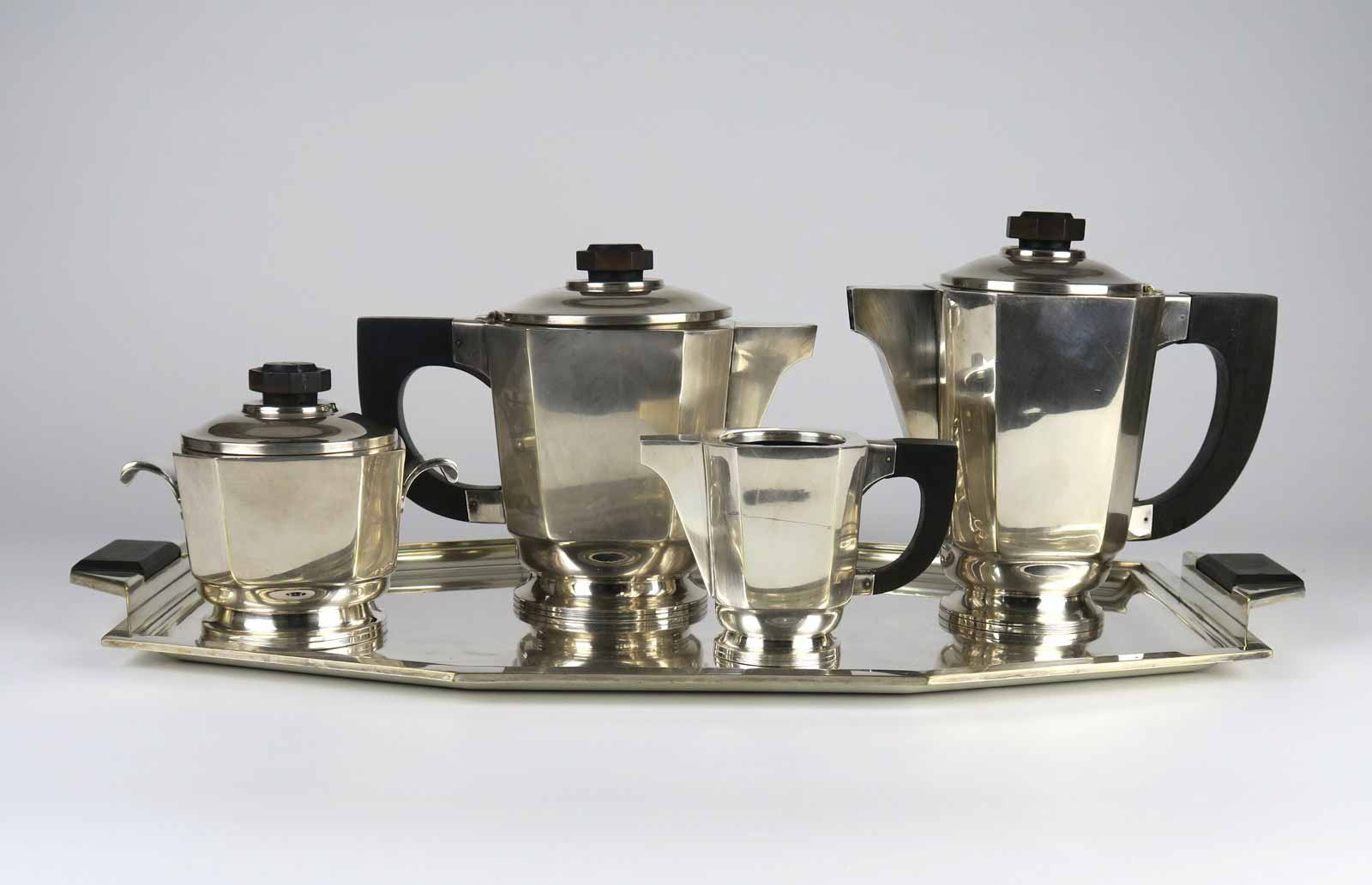 Kávový servis ve stylu art deco