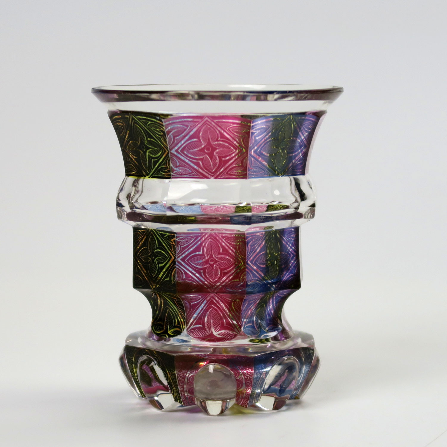 Biedermeierová číška